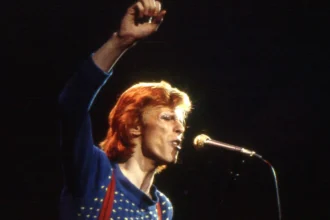 David Bowie durante a turnê do álbum "Diamond Dogs"