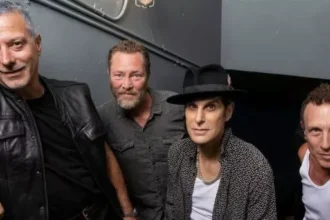 Foto: Porno For Pyros. Crédito: Barry Brecheisen.