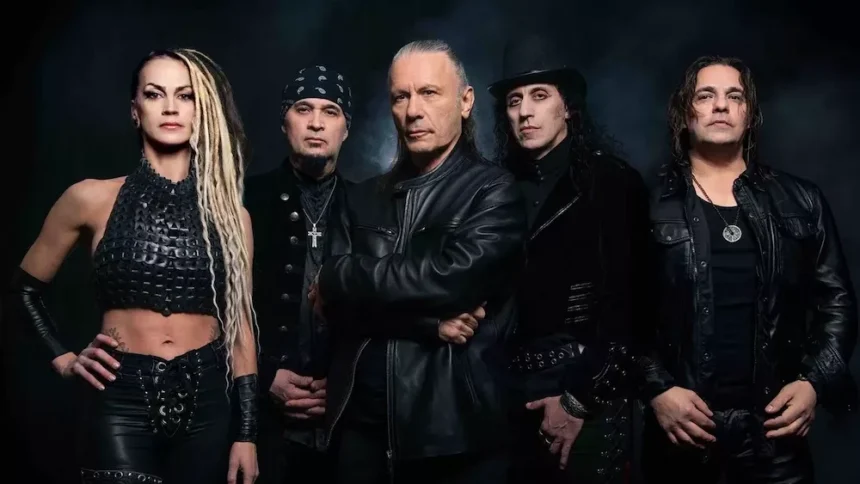 bruce dickinson banda foto john mcmurtrie