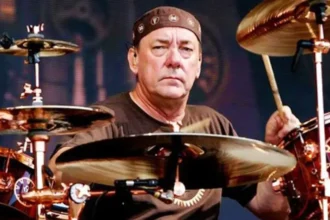 Foto baterista Neil Peart do Rush ao vivo