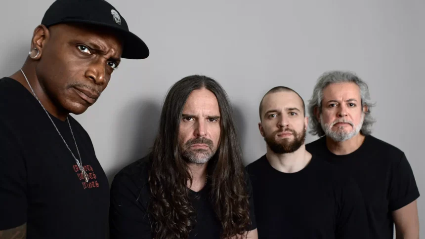 Sepultura. Crédito: Bob Wolfenson.