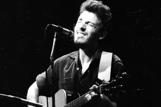 Foto Bruce Springteen ao vivo em 1973