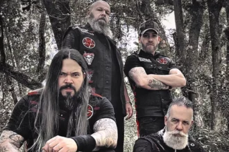 Novo single de The Troops of Doom divulgado