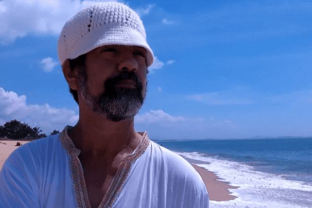 Rapper Comanche lança single e clipe para Mar Que Encanta.