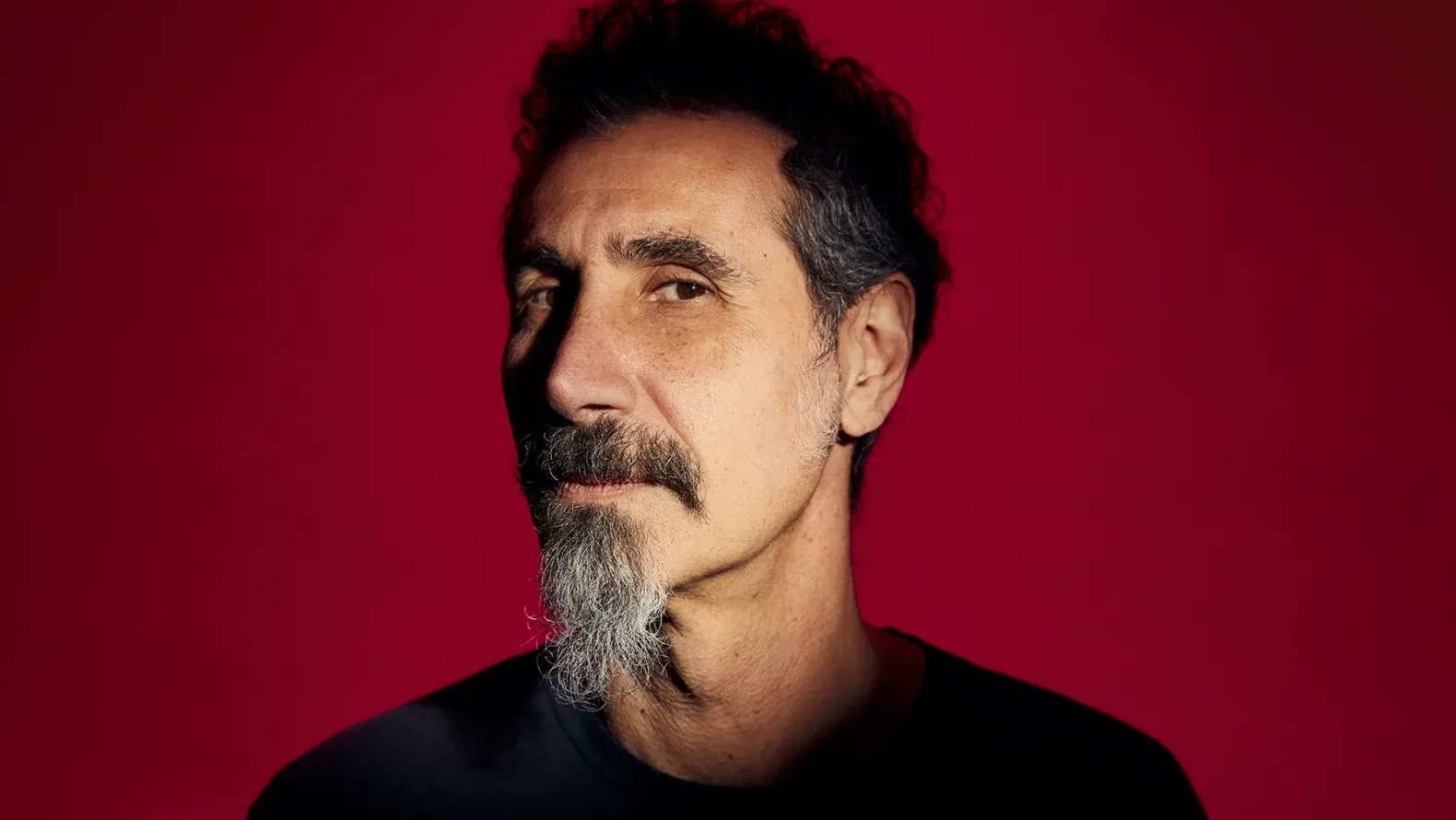 Serj Tankian anuncia novo EP Solo “Foundations”
