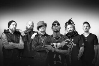 Foto: Five Finger Death Punch & DMX