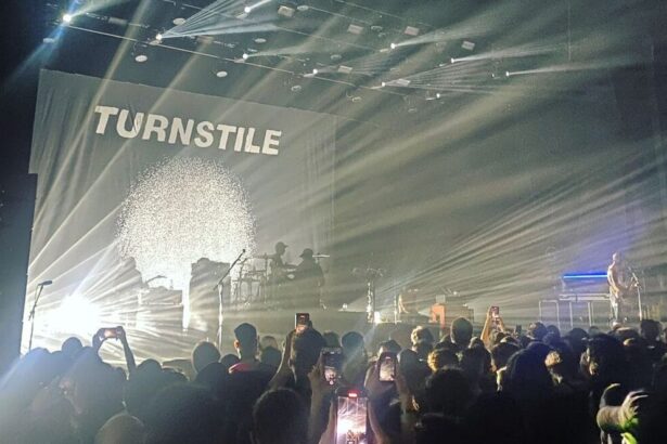 Foto: Turnstile ao vivo no Tokio Marine Hall