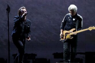 U2 divulga versões remix de Discothèque