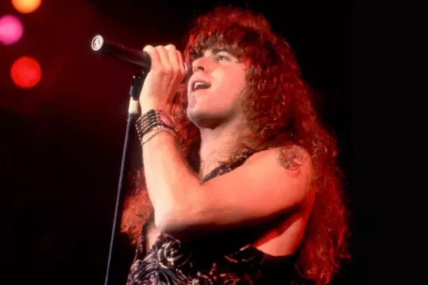 CJ Snare, vocalista da Firehouse, morre aos 64 anos