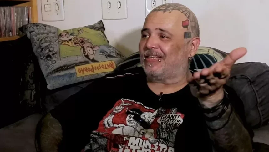 Foto: João Gordo do Ratos de Porão para entrevista do canal Uol no Youtube