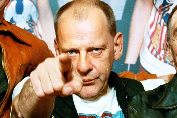 Dennis Thompson, baterista e membro fundador do MC5 morre aos 75 anos.