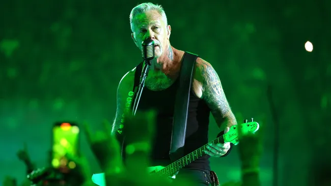 James Hetfield do Metallica tem “escrito muitas músicas” este ano