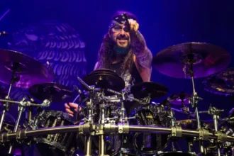 Mike Portnoy. Crédito: Canal Drumeo.