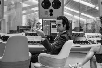 Frogs, novo single de Nick Cave & The Bad Seeds