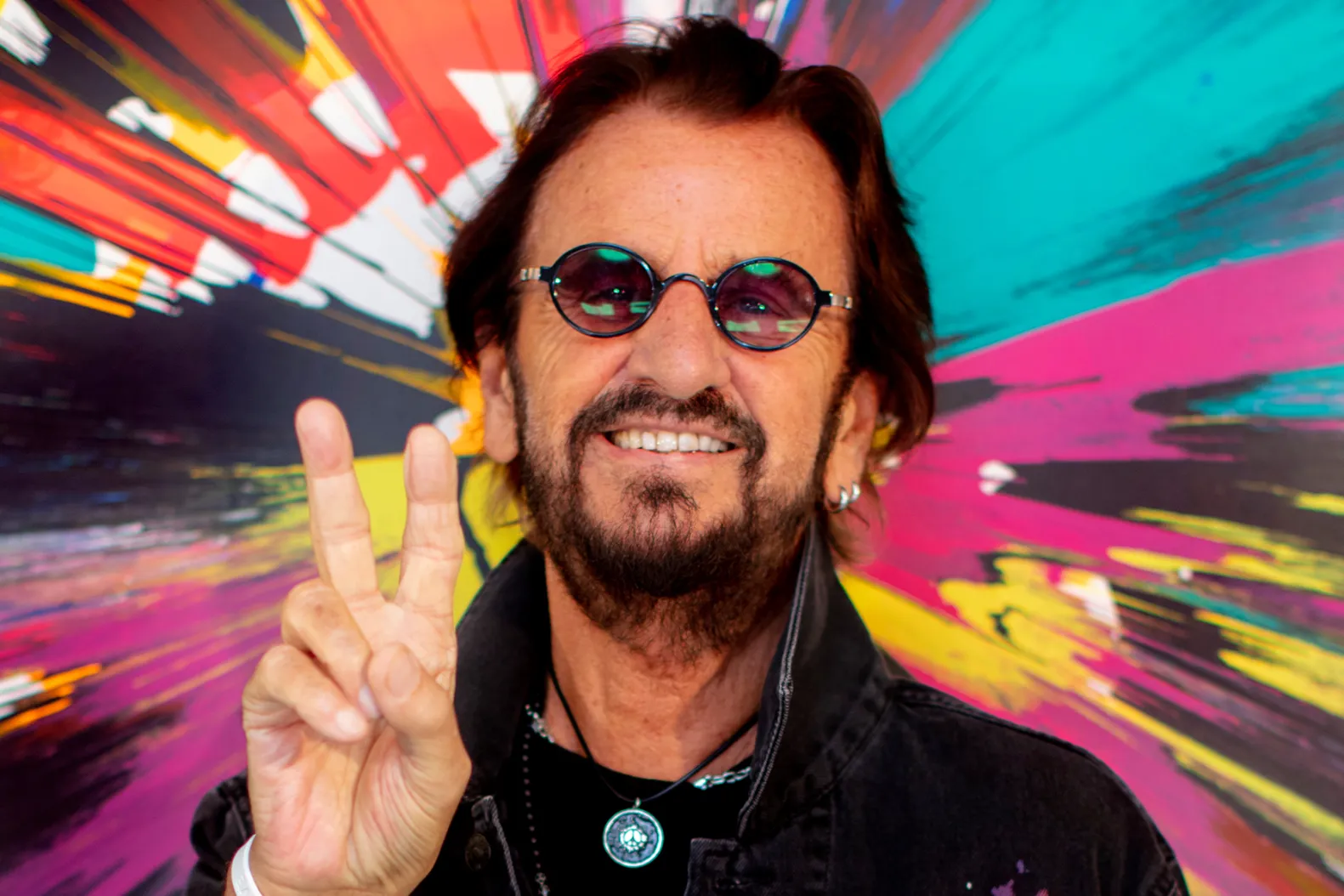 Ringo Starr diz que os Beatles teriam feito muito menos discos se não fosse pelo “workaholic” Paul McCartney