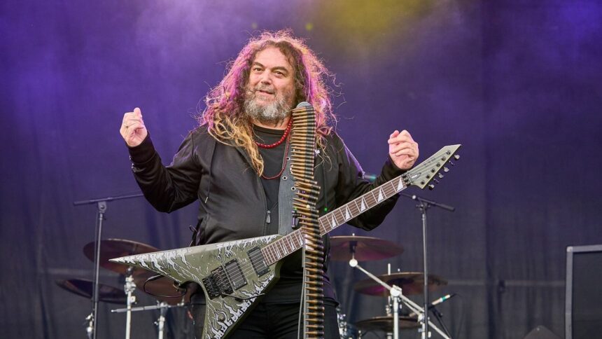 Max Cavalera dá detalhes de novo disco em entrevista
