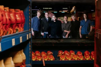 Wilco anuncia novo EP, Hot Sun Cool Shroud