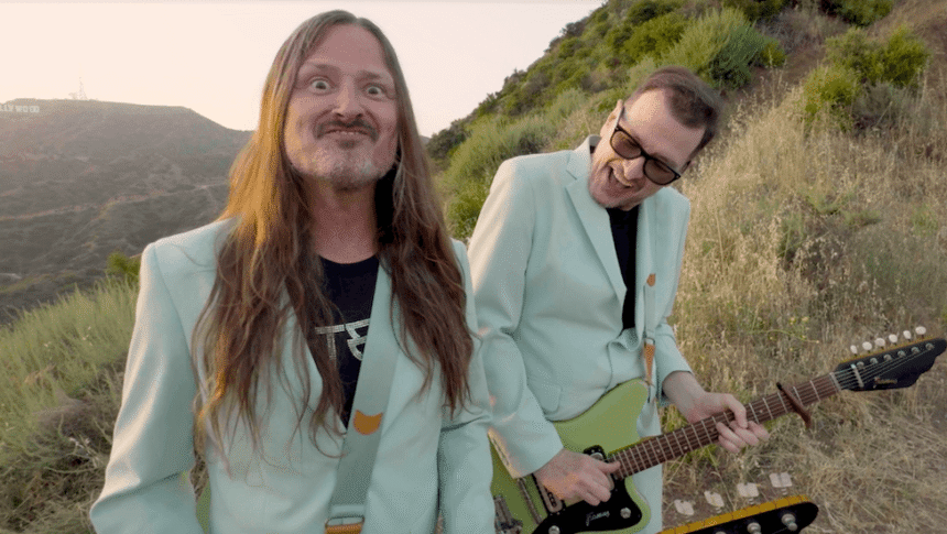 Foto: Redd Kross. Crédito: Clipe da música.