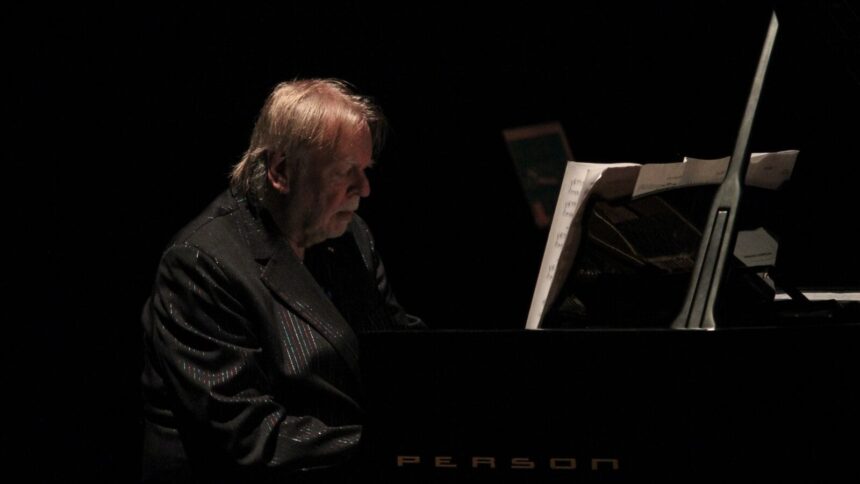 Foto: Rick Wakeman. Crédito: Thiago Borba.