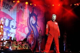 Joey Jordison e Corey Taylor do Slipknot. Crédito: Kevin Nixon.