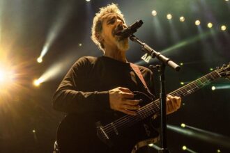 Foto: Serj Tankian. Crédito: Greg Watermann.