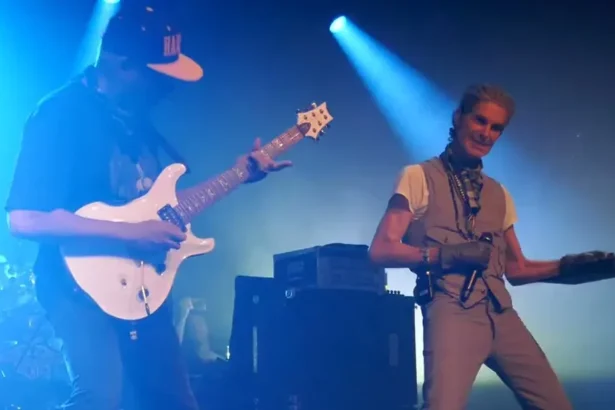 Foto: Tom Morello e Janes-Addiction. Crédito: Youtube.