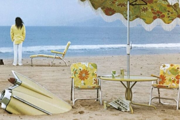 Neil Young - On The Beach (capa)