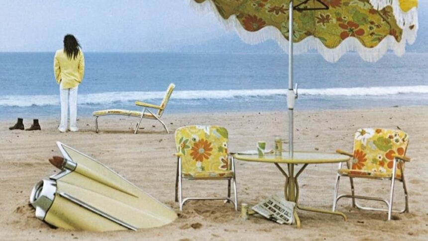 Neil Young - On The Beach (capa)