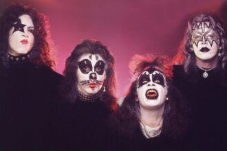 Foto: Kiss. Crédito: Ginny Winn.