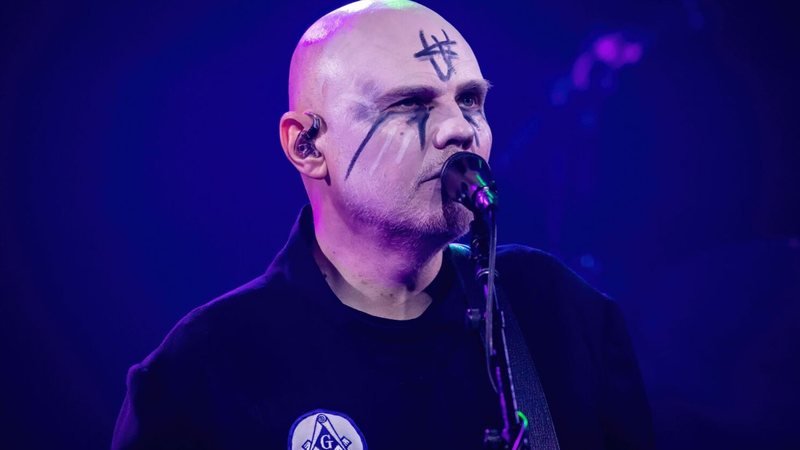 Billy Corgan fala da música do Smashing Pumpkins que “roubou” o Rush