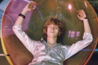 Foto: David Bowie no estúdio de Dante Leonard.