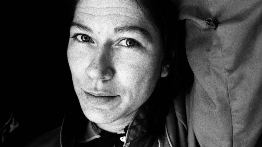 Foto: Kim Deal. Crédito: Martyn Goodacre.