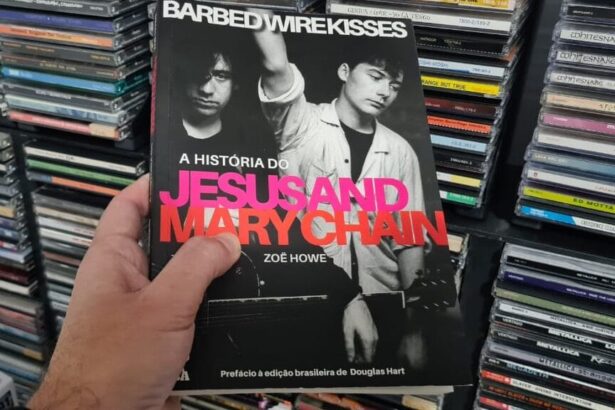 Foto: Livro Barbed Wirekisses. A história do The Jesus And Mary Chain.