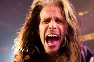 Foto: Steven Tyler. Crédito: Zack Whitford.