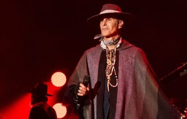 Foto: Jane's Addiction. Crédito: Astrida Valigorsky.