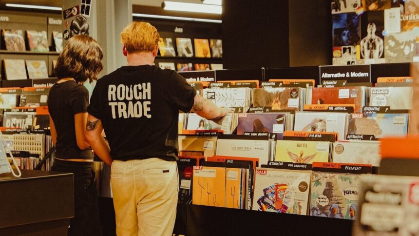 Nova loja da Rough Trade em Londres na Denmark Street.