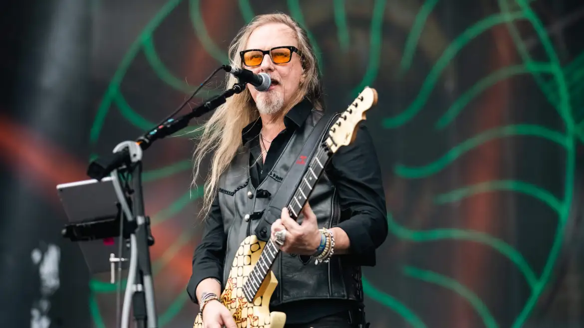 Jerry Cantrell sobre o futuro do Alice in Chains: “É óbvio onde está minha lealdade”