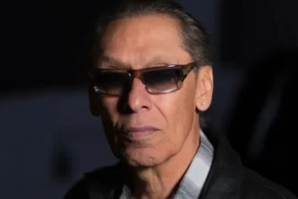 Foto: Alex Van Halen. Crédito: Scott Sherratt.