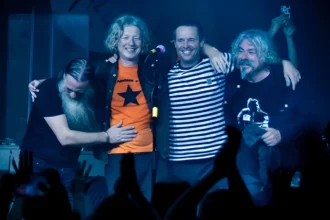 Cast, que irá abrir os shows do Oasis. Créditos: Jim Mitcham