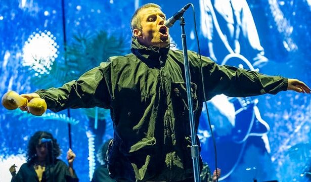 Foto: Liam Gallagher, Ovo Hydro, Glasgow. Crédito: John Brown
