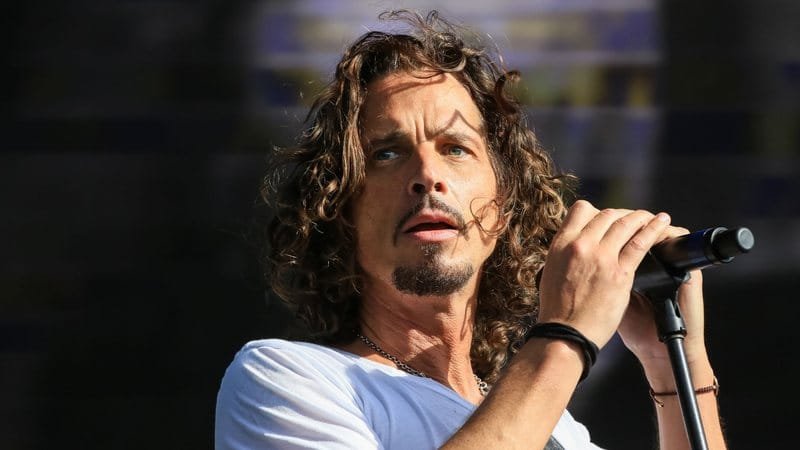 Chris Cornell revela os dois cantores que ele acreditava nunca conseguir imitar