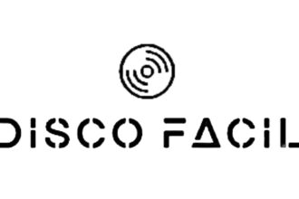 Logo: Disco Fácil.