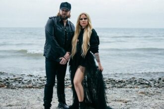 Foto: Nate Smith e Avril Lavigne. Crédito: Kaiser Cunningham.