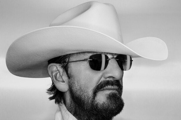Ringo Starr Look Up - Divulgação