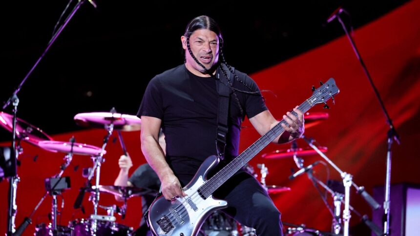 Foto: Robert Trujillo. Crédito: Theo Wargo.