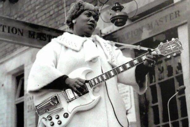 Foto: Sister Rosetta Tharpe. Crédito: Mick Csáky.