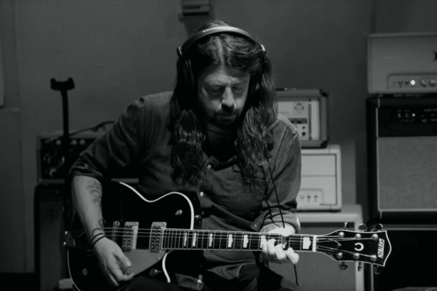Dave Grohl. Crédito: Documentário Play