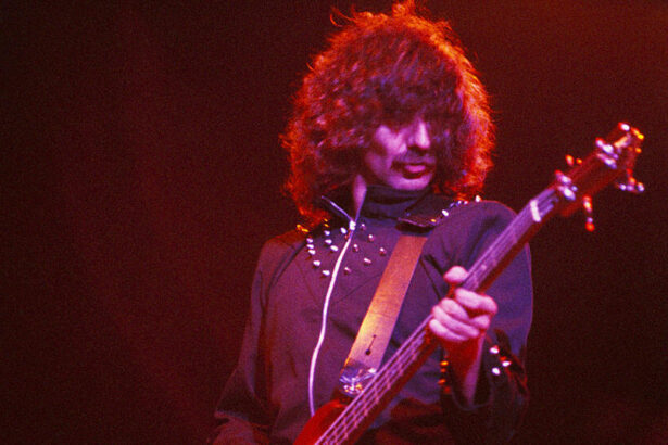 Geezer Butler. Foto: Fin Costello Getty Images/