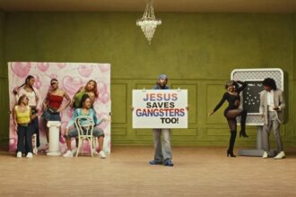 Kendrick Lamar em “Squabble Up”, dirigido por Calmatic