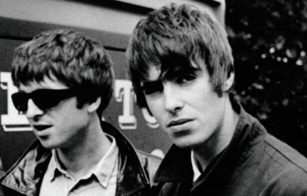 Noel e Liam Gallagher. Crédito: Michel Linssen/Redferns